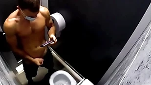 voyeur
