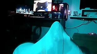 there hand any cost 3 vibrators there hand a catch same time there cum through my underwear
