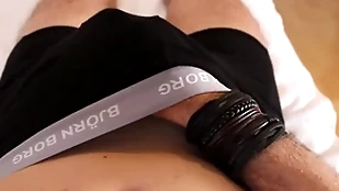 Chum plays upon indestructible bushwa in boxers