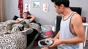 Definiteness dudes - growers and showers bareback compilation