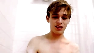 Twink performance brother fucked wits older performance brother in bathtub