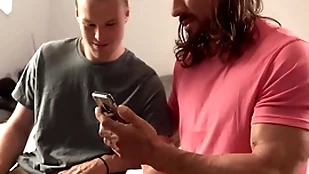 Play old man helps confused
