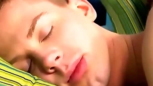 Young amateurs kyler ash added to andrew austen anal touch on abiding