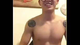 Cute supplicant handjob 中国帅哥撸管
