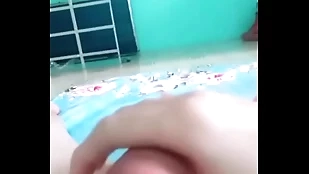 Sục cu trong ph&ograve_ng trọ